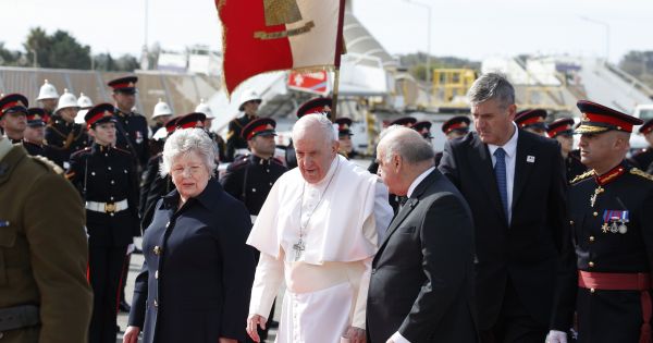In Malta, Pope Francis criticizes those responsible for Ukraine war, forced migration