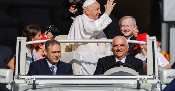 Spirit and Scripture combined cast light on life's problems, pope says - Vimarsana News