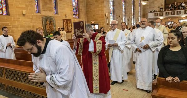 In synod reports, US Catholics call for women's leadership, LGBTQ welcoming