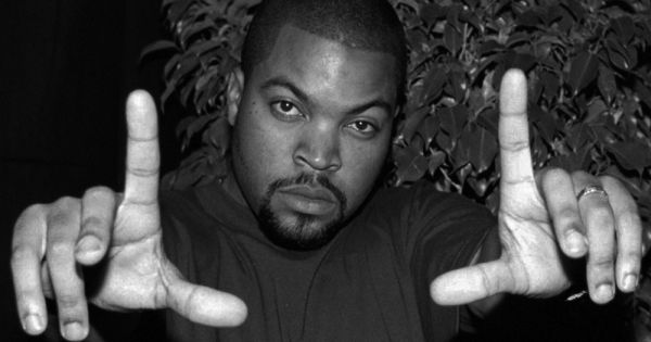 Ice Cube 1998 CROP jpg?itok=GBW SNhT.