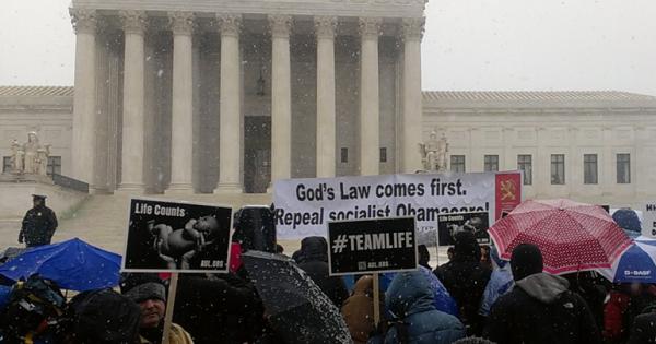 Supreme Court arguments protests on contraception reveal sharp divides Supreme Court arguments protests on contraception reveal sharp divides