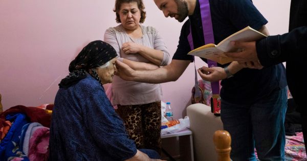 'Honest Rituals' argues for sacrament update | National Catholic Reporter