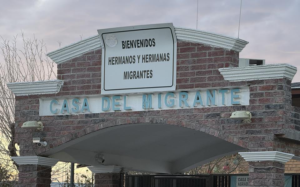 "Welcome brother and sister migrants," reads a sign at the Casa del Migrante in Ciudad Juárez, Mexico. (NCR photo/Brian Fraga)
