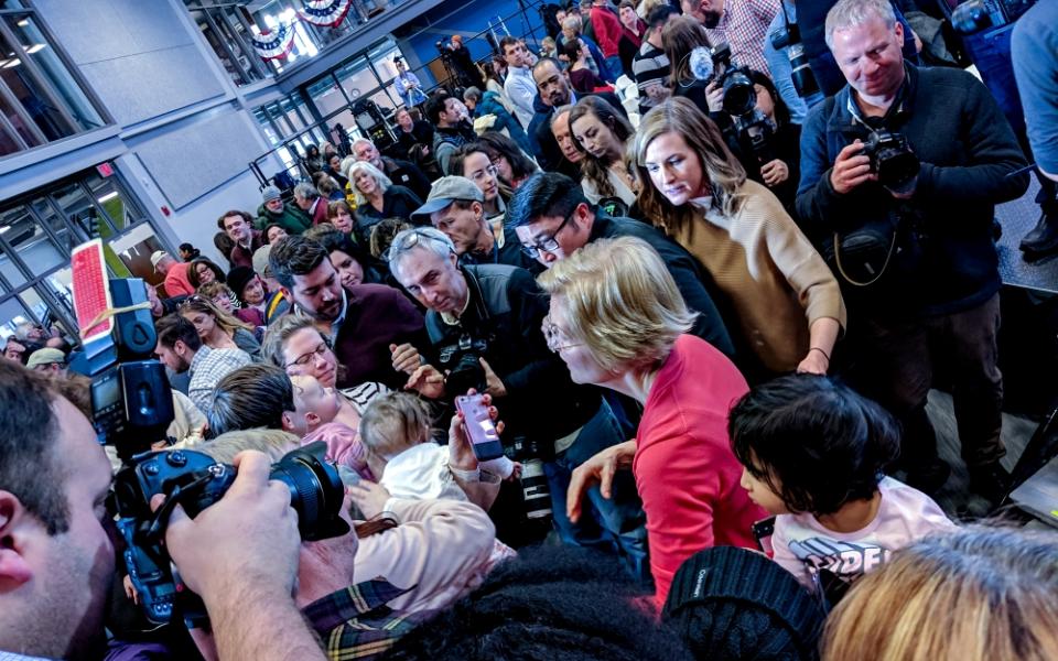 Sen. Elizabeth Warren at a Jan. 12 campaign event in Manchester, New Hampshire (Flickr/Marc Nozell)