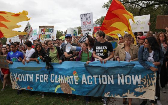 Hundreds of students and young people and their supporters rallied on the Ellipse behind the White House Sept. 13 in a Friday Student Climate Strike protest. What has been a small weekly protest grew exponentially in size as Swedish climate activist Greta