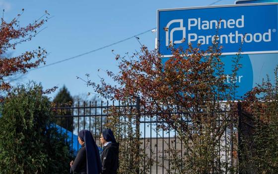 Women religious pray outside of a Planned Parenthood location in Columbus, Ohio, Nov. 12, 2021. (CNS/Reuters/Gaelen Morse)