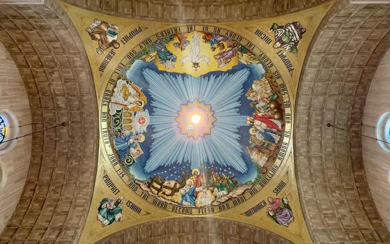 Light shines through the Incarnation Dome of the Basilica of the National Shrine of the Immaculate Conception in Washington, D.C. (Wikimedia Commons/APK)