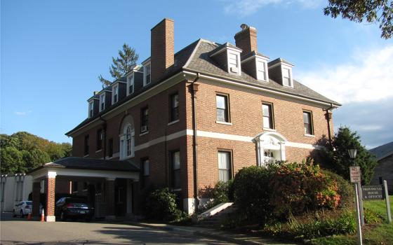 The provincial house of Mount Alvernia High School in Newton, Massachusetts, is pictured in this 2011 photo. (Wikimedia Commons/John Phelan, CC BY 3.0)