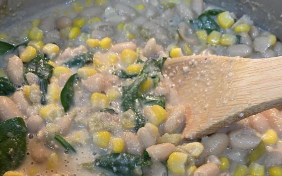 white bean chili