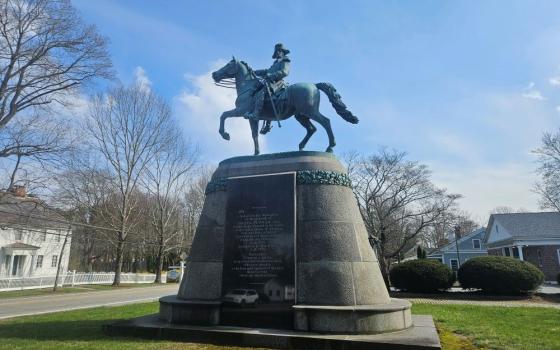 Israel Putnam monument
