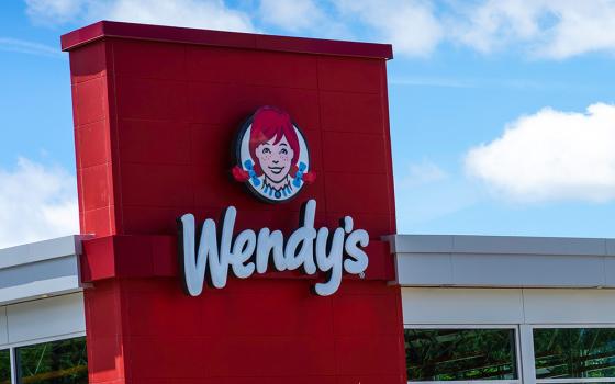 Sign for Wendy's fast food restaurant (Pixabay/Michael Form)
