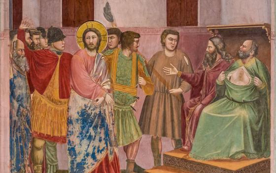 The high priest Caiaphas is depicted tearing his robe in grief at Jesus' blasphemy in a detail from Giotto's 1305 fresco of the life of Christ, in the Scrovegni Chapel in Padua, Italy. (Wikimedia Commons/©Jörgens.mi, CC BY-SA 3.0)