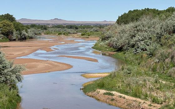 Sand bars develop along the Rio Grande as stretches of the river begin to dry in Albuquerque, New Mexico, on May 14, 2026. (AP photo/Susan Montoya Bryan)
