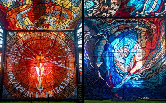 Two details of "Cosmovitral," a stained glass window by Leopoldo Flores in Toluca, Mexico (Photos courtesy of Ma Elena López Munguía)