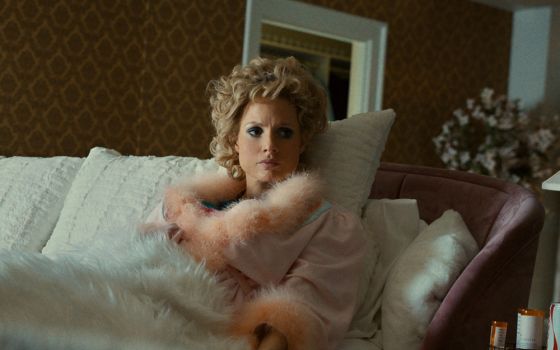 Jessica Chastain stars in the title role of "The Eyes of Tammy Faye." (Courtesy of Searchlight Pictures)