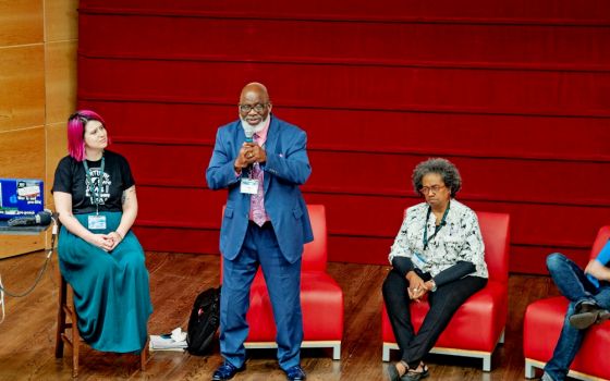 Jerry Givens speaks during a panel on "Leaving Violent Institutions" at the Rehumanize conference at Loyola University New Orleans Oct. 19. (Grace Sommerville)