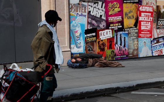 People experiencing homelessness in San Francisco, March 27, 2020, amid the coronavirus pandemic (CNS/Reuters/Shannon Stapleton)