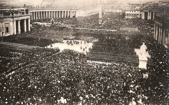 On April 25, 1870, Pope Pius IX blesses his troops for the last time before the defeat of the Papal States in the Capture of Rome later that year. (Wikimedia Commons/Burzagli Family Archives)