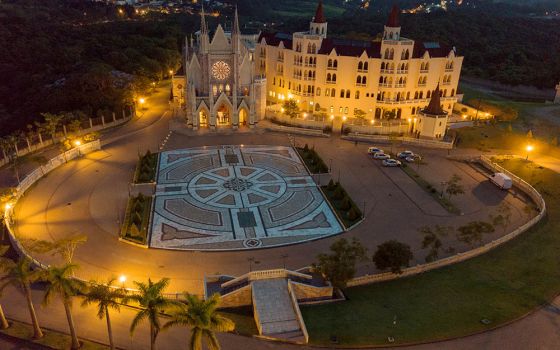 The Minor Basilica of Our Lady of the Rosary of Fatima, the Heralds of the Gospel's church in Embu das Artes, São Paulo (Wikimedia Commons/Webysther Nunes)