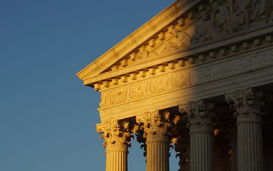 U.S. Supreme Court (Unsplash/Ian Hutchinson)